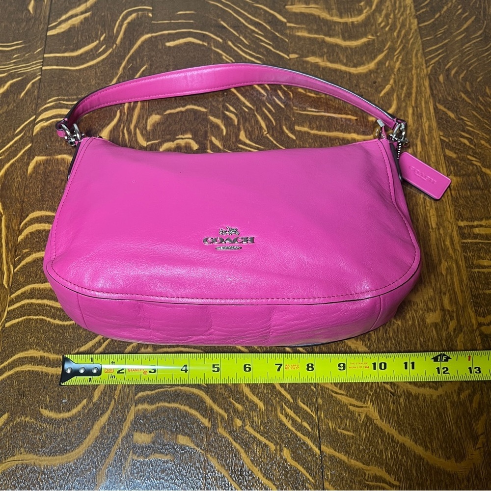 Coach Smith Chelsea Fuchsia Leather Shoulder Bag - Picture 9 of 10